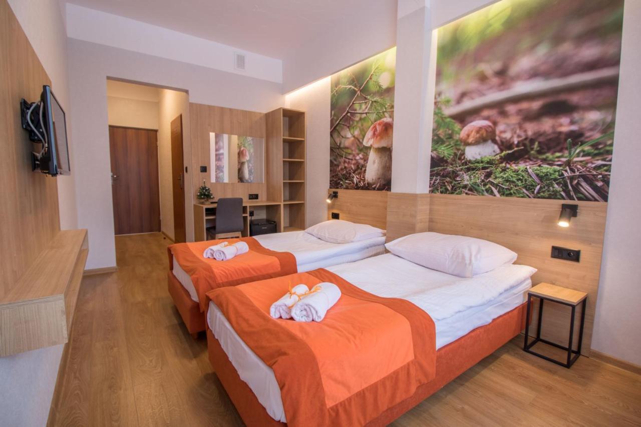 Osrodek Wypoczynkowy Iskra Hotel Piwniczna-Zdroj Екстериор снимка