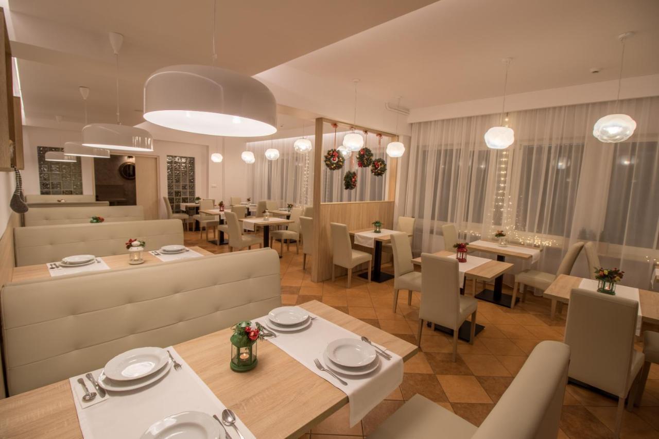 Osrodek Wypoczynkowy Iskra Hotel Piwniczna-Zdroj Екстериор снимка